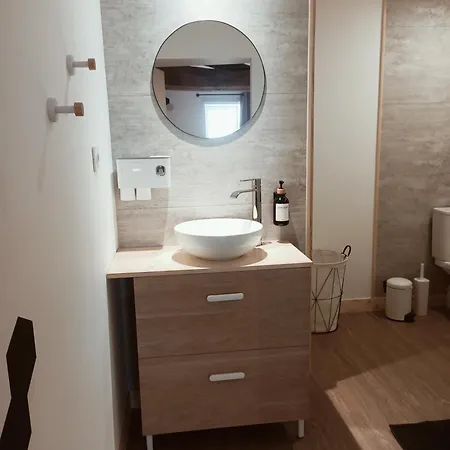 Le Hangar De Papi La Charriere