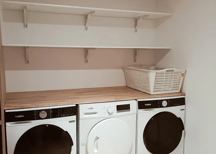 Le Hangar De Papi La Charriere