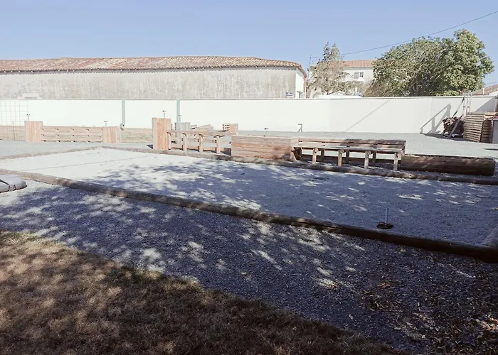 Holiday home Le Hangar De Papi